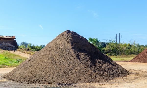 Bulk Topsoil Delivery in Lake Charles