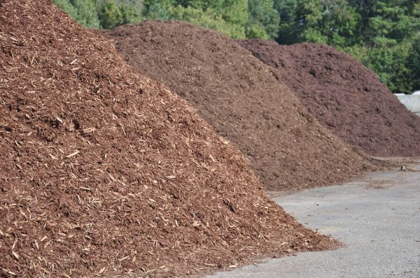 Brown Mulch Delivery in Lake Charles