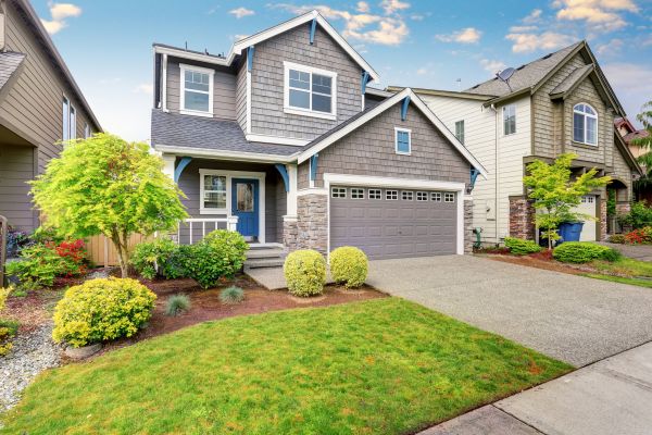 Curb Appeal Landscaping in Lake Charles