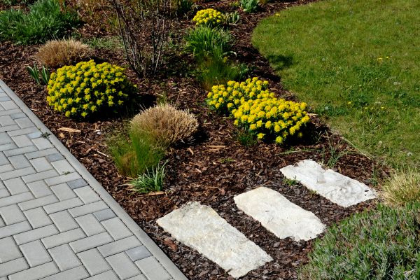 Garden Mulch Installation in Lake Charles